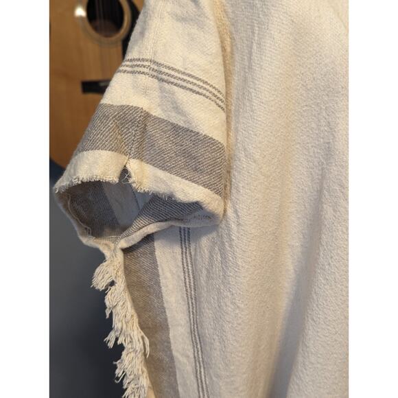 mes demoiselles paris unique poncho jacket, shawl jacket blanket w pockets - Picture 4 of 10